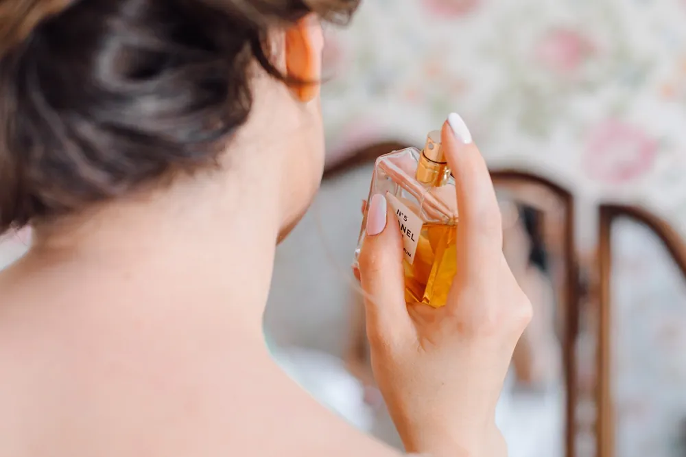 faire tenir son parfum plus longtemps