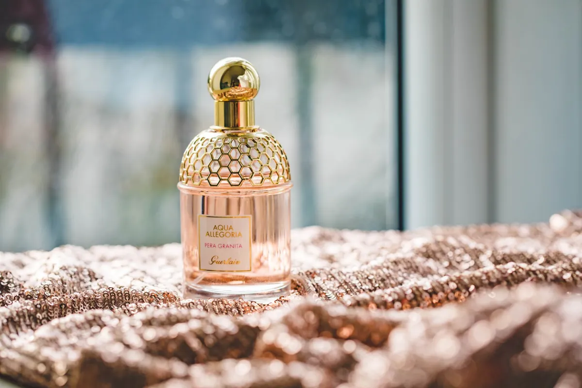 Choisir un parfum qui tient longtemps